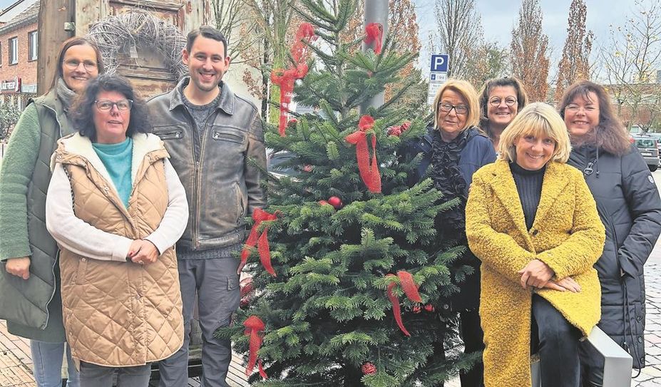 Waren wie in jedem Jahr wieder mit viel Mühe und Liebe dabei: die Mitglieder der Gemeinschaft