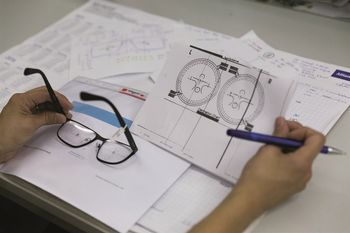 Der traditionelle Ausbildungsberuf punktet mit einer abwechslungsreichen und krisensicheren Zukunft. Foto: ZVDH/akz-o