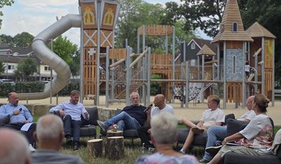 Mit viel Interesse nahmen die Bürgerinnen und Bürger das Angebot der CDU an.