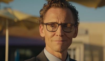 Tom Hiddleston spielt Chuck in einem Film über das Sterben, der das Leben schöner macht.