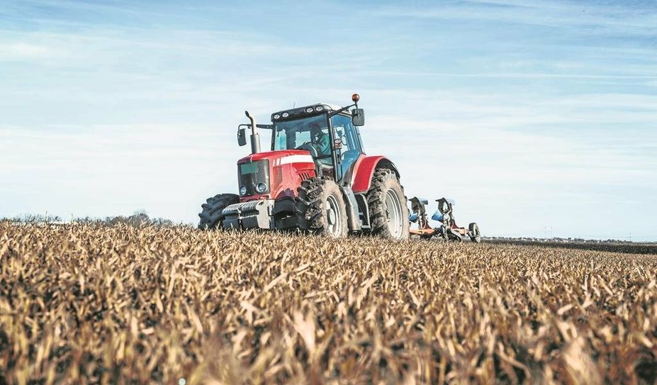 Traktoren sah man in jüngster Zeit vermehrt auf Straßen. Foto: freepik
