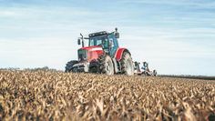 Traktoren sah man in jüngster Zeit vermehrt auf Straßen. Foto: freepik