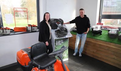 Andra Tiedemann und Florian Tietjen sind tatkräftige Mitarbeitende.