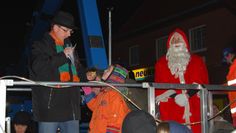 Ein Highlight des Hamberger Weihnachtsmarktes ist die Verlosung. Während des Marktes können noch viele Lose und ja vielleicht auch einer der tollen Gewinne ergattert werden.  Fotos: Archiv