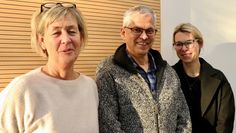 (v. l.) Sabine Wieczorkowsky Sönke Zöllner und Sonja Oelfke vom SOS-Kinderdorf Worpswede.