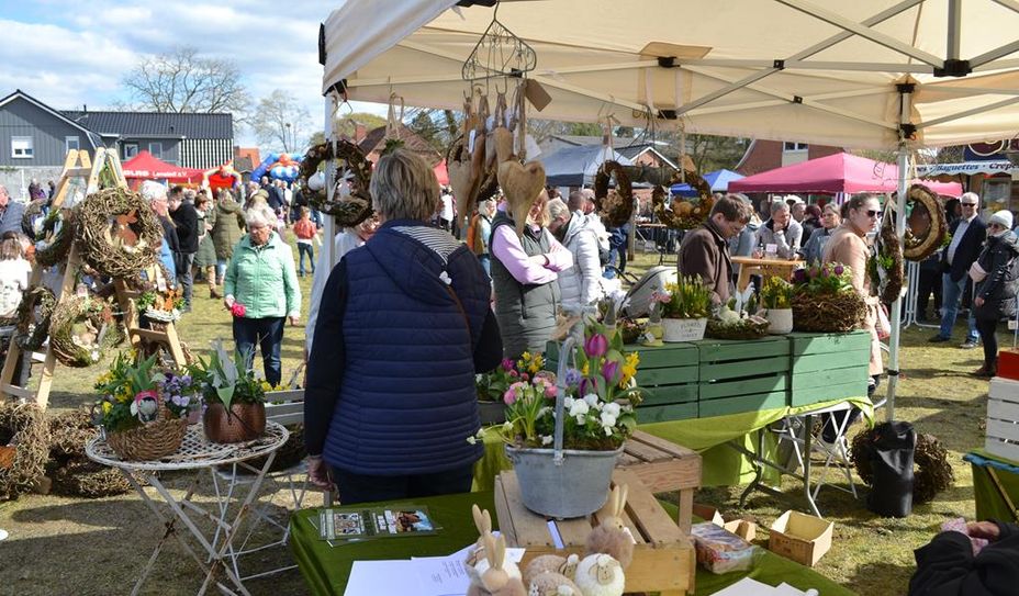 Das Angebot beim Frühjahrsmarkt war durch 50 Ausstellerinnen und Aussteller breit gefächert.