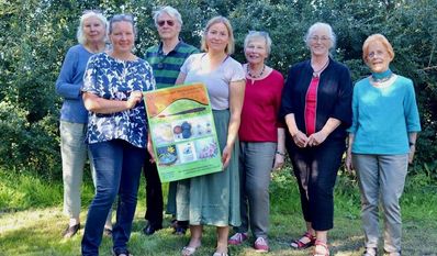 Sind mit dabei: Dagmar Baars, Yvonne Otto, Kalle Attenbrunner, Kristin Gezorreck, Uta Fischer, Helga Weber und Gudrun Kriete.