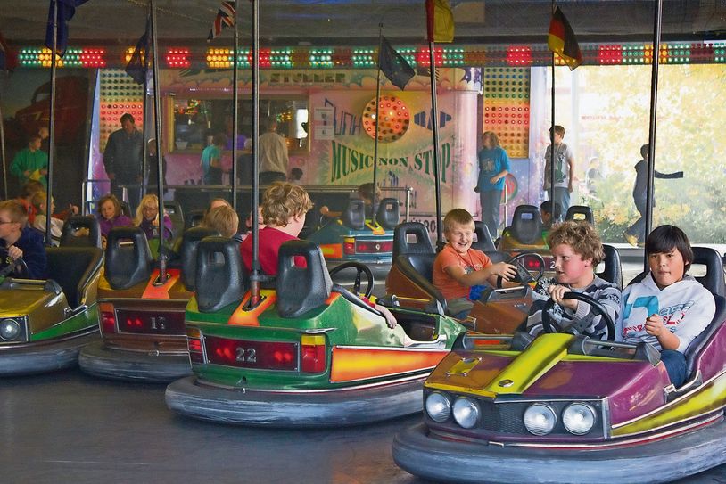 Das Kinderkarussell ist das Highlight für die kleinsten Besucher:innen.