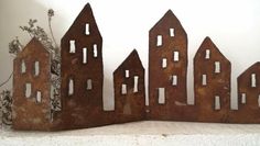 Die Arbeit von rund 40 Kunsthandwerkerinnen dürfen die Gäste am 19. und 20. November im Worpsweder Rathaus bestaunen - allesamt Profis.