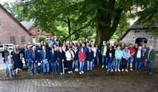 Die Bürger:innen und die Bürgerinitiative setzen sich standhaft gegen einen Deponiebau in Haaßel ein.