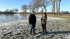Ministerin Miriam Staudte im Austausch mit Landwirt Janek Böschen aus Grasberg.