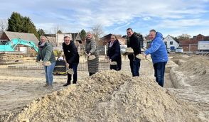 Die Initiatoren und Verantwortlichen des Projekts freuen sich, dass der erste Schritt endlich getan wurde, um barrierefreies Wohnen in der Gemeinde zu ermöglichen.