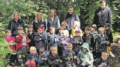 Die kleinen Forscher:innen und Entdecker:innen erkundeten die Natur gemeinsam mit ihren Betreuern.