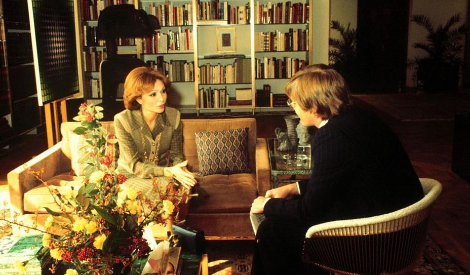 Im Gespräch mit der iranischen Kaiserin Farah Diba Pahlavi.