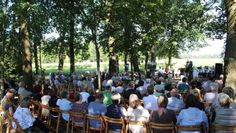 Das Missionsfest findet bei gutem Wetter im Freien und nicht so gutem Wetter in der Scheune/Zelt statt.