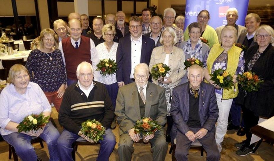 Zahlreichen Jubilaren durfte der Ortsverband von ver.di seinen Dank für viele - bis zu 75 - Jahre Mitgliedschaft aussprechen.