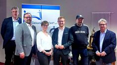 Dirk-Frederik Stelling (Mitte) freut sich auf die kommende Zeit.