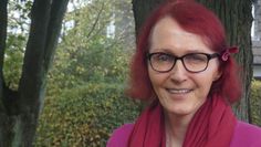 Ilka Christin Weiß hat die Selbsthilfegruppe Trans*NET OHZ gegründet. Zuletzt hat sie ein Buch über ihr Leben geschrieben: „Von einem Leben als Mann - zu einem Leben als Frau“.