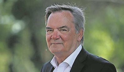 Wenn die unsichtbare Hand des Marktes zugreift, fasst sie sozial daneben - Professor Rudolf Hickel sprach in Worpswede über die Unvernunft der Wirtschaftspolitik.