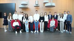 Die Nachwuchskräfte freuen sich, ins Arbeitsleben zu starten.