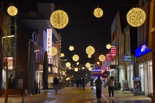 Die neue Beleuchtung in der Brunnenstraße.