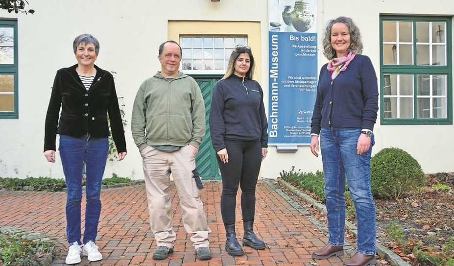 Die Menschen hinter den Kulissen: Frauke Siems (v. li.), Lothar Safier, Ronahi Erdogan und M.A. Ellen Horstrup.