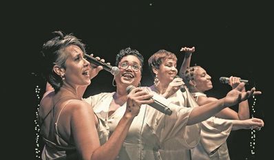 Gema 4 punkten mit ihren außergewöhnlichen Stimmen.