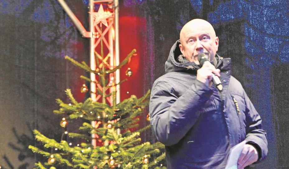 Michael Hannebacher eröffnete den Weihnachtsmarkt.