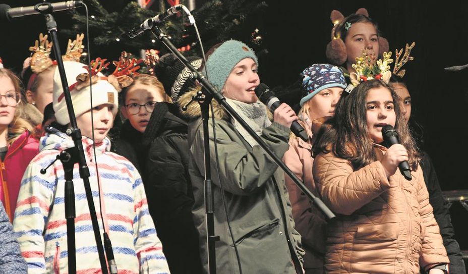Michael Hannebacher eröffnete den Weihnachtsmarkt.