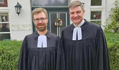 Freuen sich auf die weitere Zusammenarbeit: Kristian Goletz (links) und Superintendent Carsten Stock.
