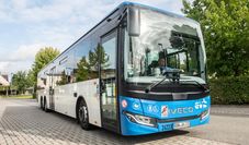 Die evb-Busse stehen schon in den Startlöchern, um die Schülerinnen und Schüler sicher zur Schule zu fahren.