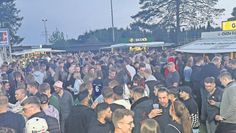 Tanzen, trinken und Spaß haben - das bietet die Discothek Haase am Vatertag.