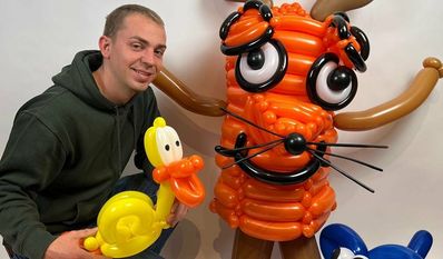 Er ist für seine Ballonkunst bundesweit bekannt: Marvin Ohmstedt.