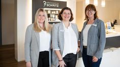 Das Team von Hörakustik Schmitz steht den Kunden bei allen Fragen und Anliegen zur Seite.