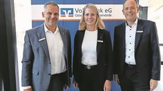 (v. l.) Michael Kersting (Vorstand), Stefanie Kase (Leitung Vorstandsstab) und Jan Mackenberg (Vorstand) gucken voller Hoffnung auf das zweite Halbjahr.