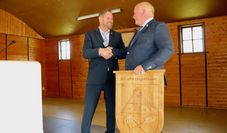 Bürgermeister Marc Breitenfeld (links) und Ortsbürgermeister Gerd Huntemann.