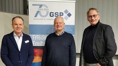 Referent Thomas Awe (Mitte) mit Axel Loos (li.) und Werner Hinrichs von der GSP  Elbe-Weser.