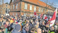 So viele Menschen wie noch nie zuvor kamen am Wochenende in Rotenburg zusammen, um für demokratische Werte und Menschenrechte zu demonstrieren.