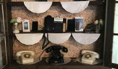 Von Wählscheibentelefonen über Tastentelefone bis hin zu modernen Smartphones - auf dem Technikmarkt hat sich einige getan.