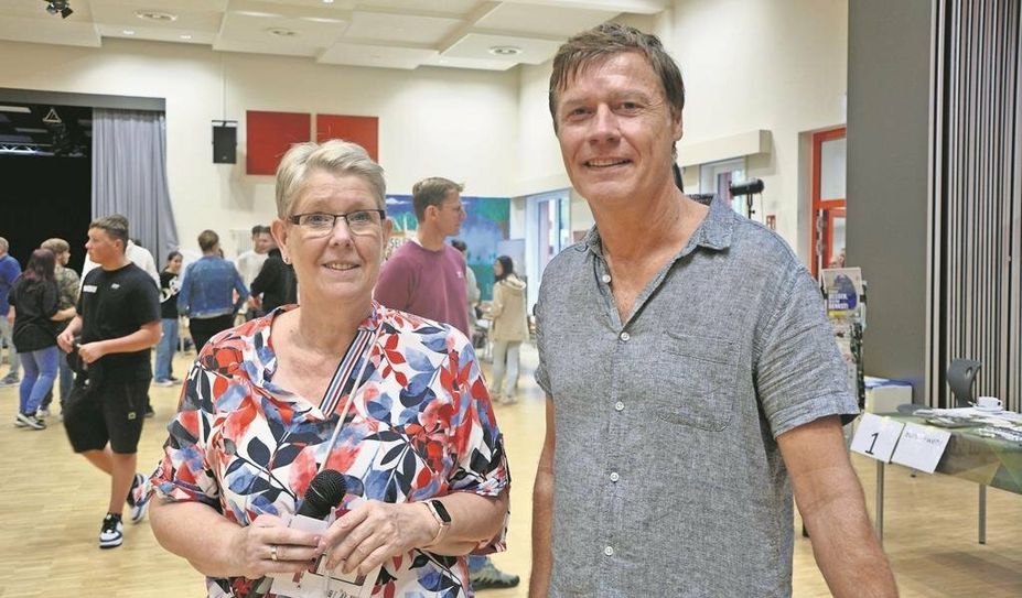 Susanne Schmieta-Rautmann von der Up Consulting GmbH und Lothar Schwarz, Lehrer für Berufsorientierung, begleiteten die Veranstaltung.