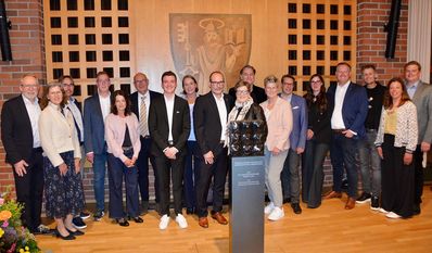 Die ehemaligen Preisträger:innen des Friedrich-Conrad-Degener-Preises gratulieren der Poppe GmbH.