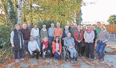 Die ehemaligen Schüler:innen freuten sich auf das Wiedersehen.