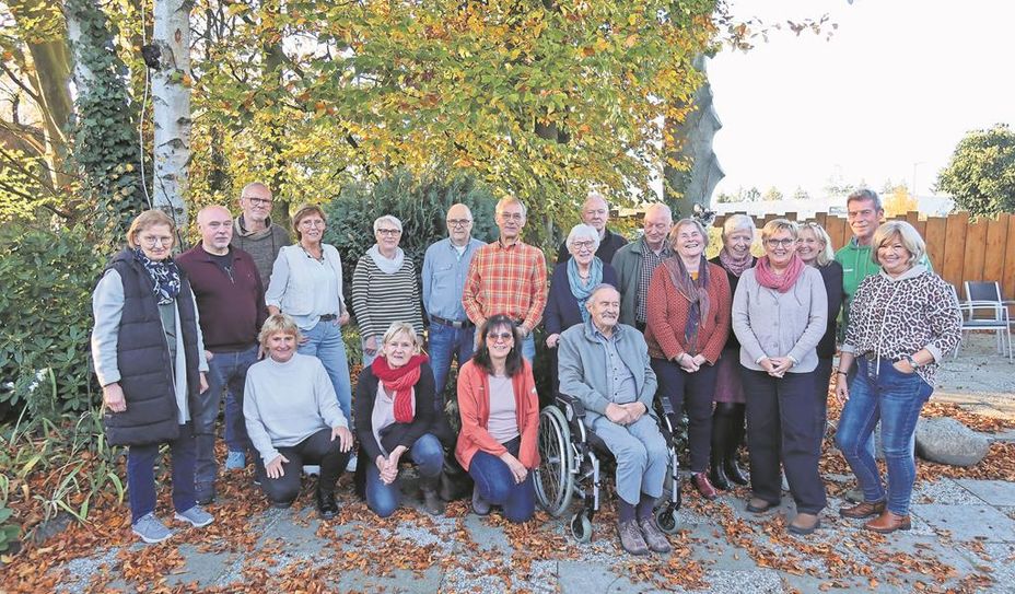 Die ehemaligen Schüler:innen freuten sich auf das Wiedersehen.