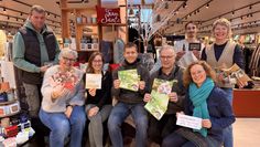 Die Mitglieder des Wirtschaftsinteressensrings Gnarrenburg (WIR) sind in Weihnachtsstimmung und bieten ihrer Kundschaft festliche Konditionen für deren Weihnachtseinkäufe.