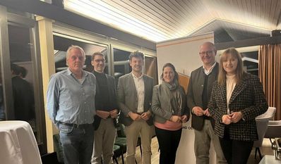 Arne Nestler, Johannes Kempff, Fabian Albrecht, Annabell von der
Wense, Marco Mohrmann und Marie Jordan.