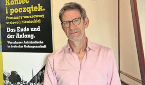 Andreas Ehresmann leitet die Gedenkstätte Lager Sandbostel, die am 29. April 1945 von britischen Soldaten befreit wurde.