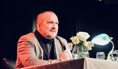 Tim Pröse kommt diesmal gleich an zwei Abenden auf die Bremervörder Kulturbühne.