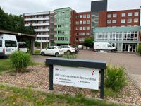 Seit 50 Jahren fühlen sich Bewohner:innen im AWO-Seniorenzentrum am Hang wohl.