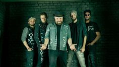 Der genreübergreifende Mix von Wellbad aus Roots Rock, Jazz, Blues und Hiphop lässt einen nur schwer wieder los.