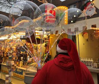 Der Weihnachtsmann wird besonders bei den Kinder für leuchtende Augen sorgen.